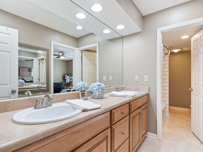 6341 Tara Hill Drive, Dublin, OH 43017 Photo 12