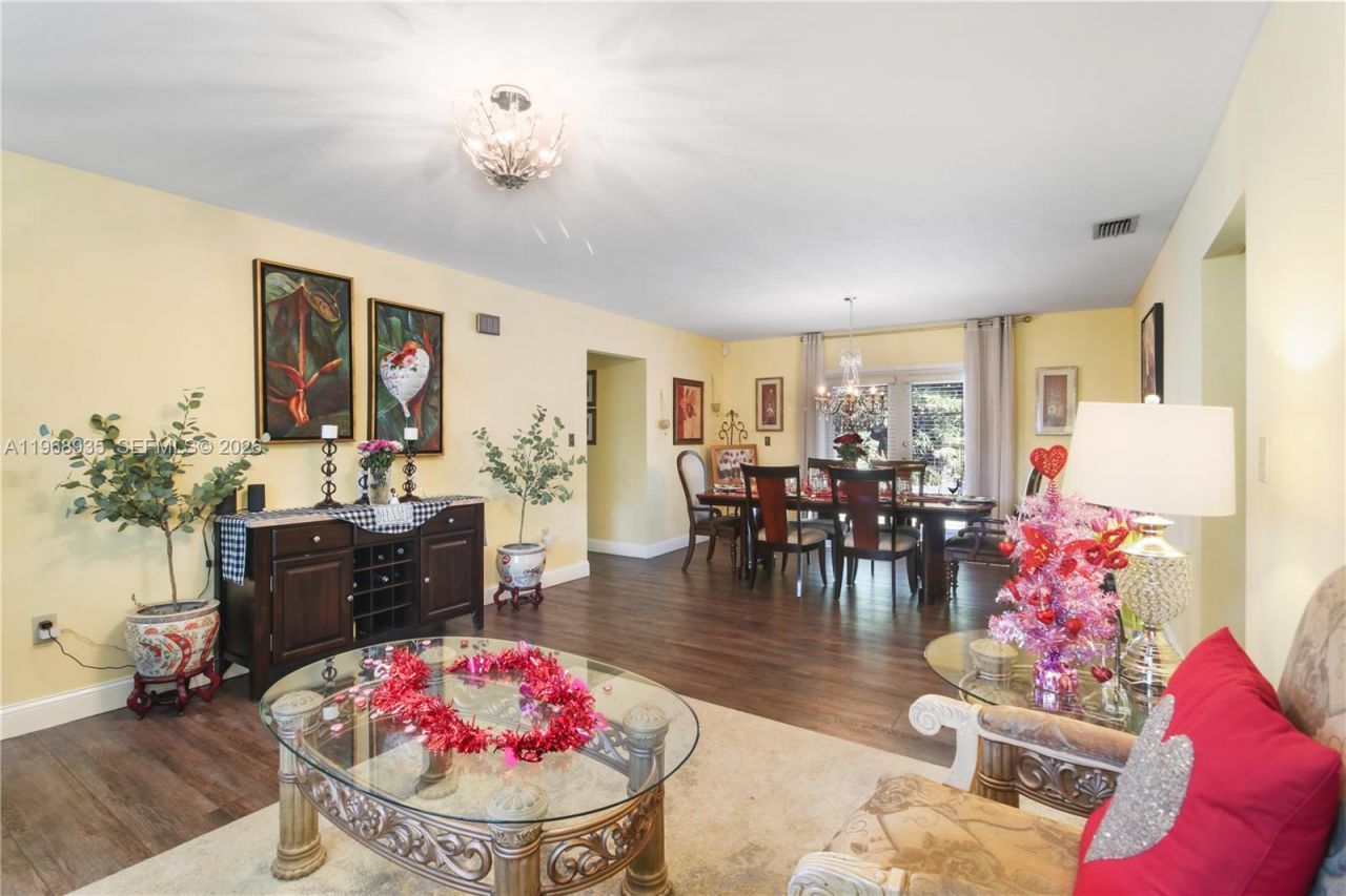 16323 SW 103rd Pl, Miami, FL 33157 Photo