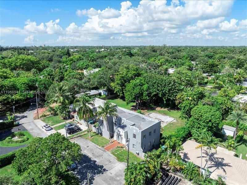 11402 NE 8th Ct , Biscayne Park, FL 33161 Photo