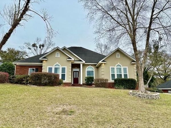 1997 Bradshire Drive, Mobile, AL 36695