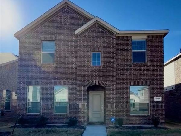 9925 Little Tree Lane, Fort Worth, TX 76179