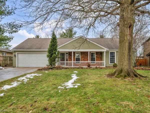 19044 Quail Hollow Drive, Strongsville, OH 44136