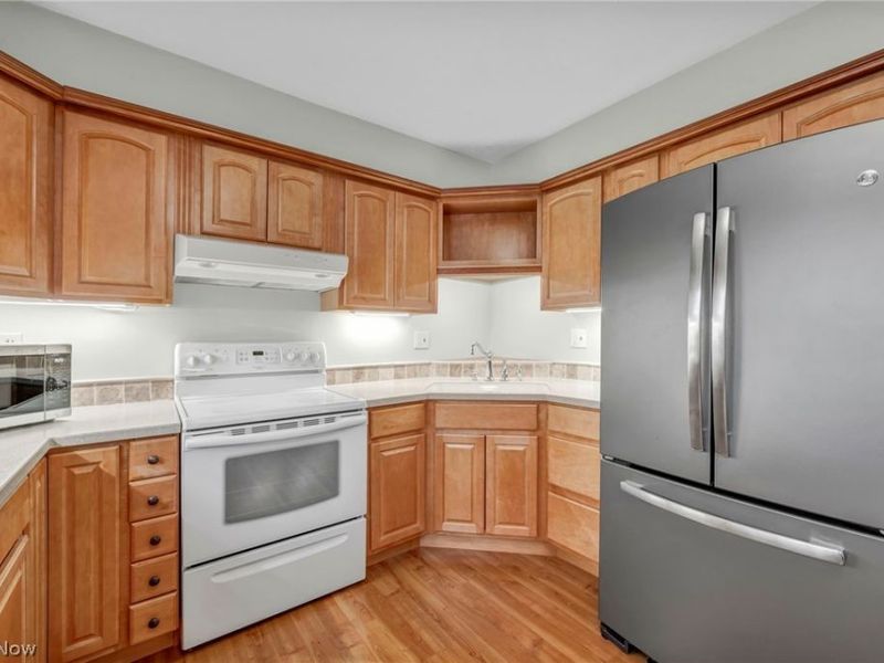 19044 Quail Hollow Drive, Strongsville, OH 44136 Photo 12