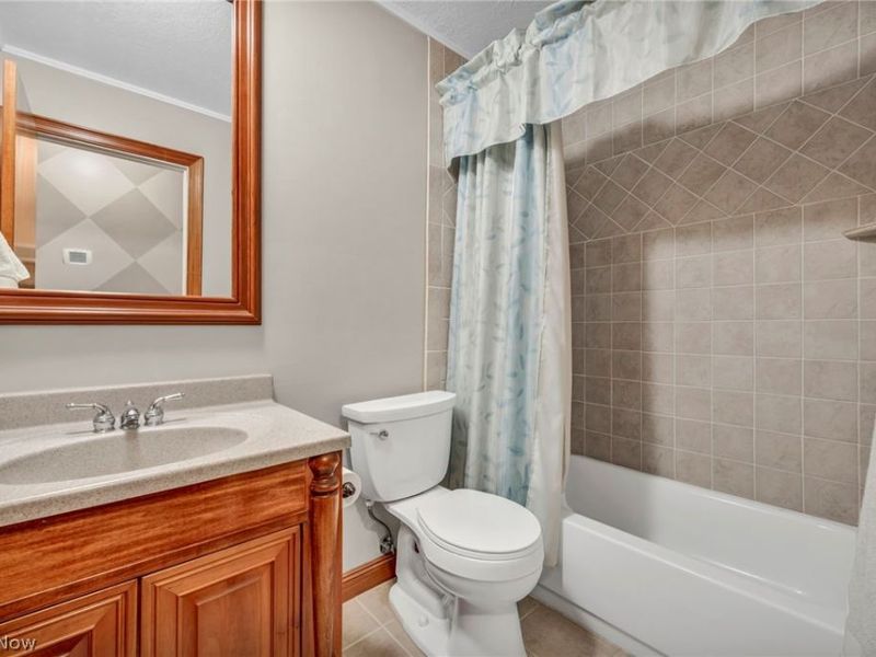 19044 Quail Hollow Drive, Strongsville, OH 44136 Photo 21