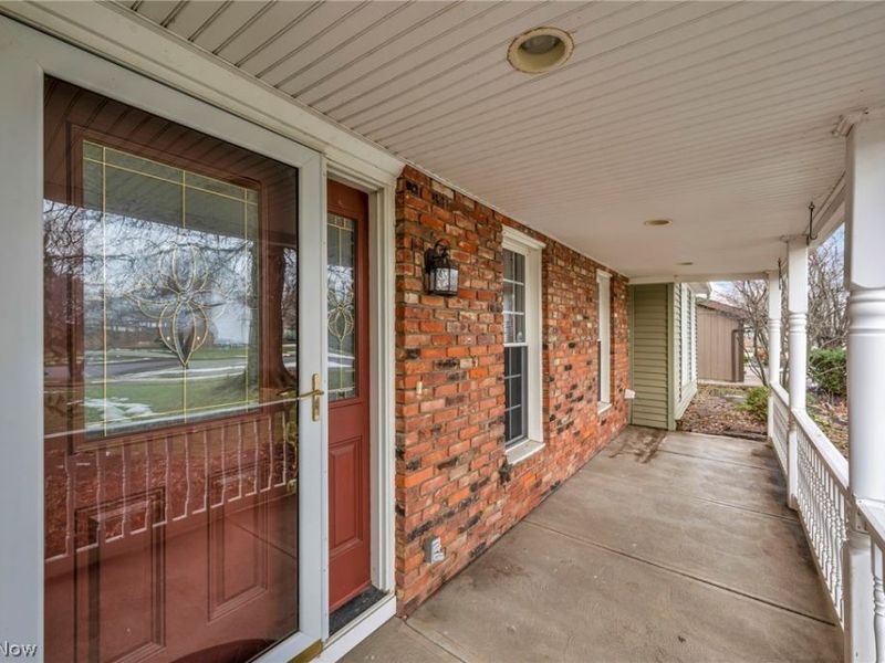 19044 Quail Hollow Drive, Strongsville, OH 44136 Photo 4