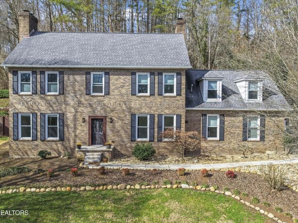 103 Amanda Place, Oak Ridge, TN 37830