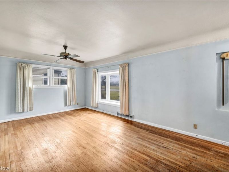 7181 York Road, Parma, OH 44130 Photo 15