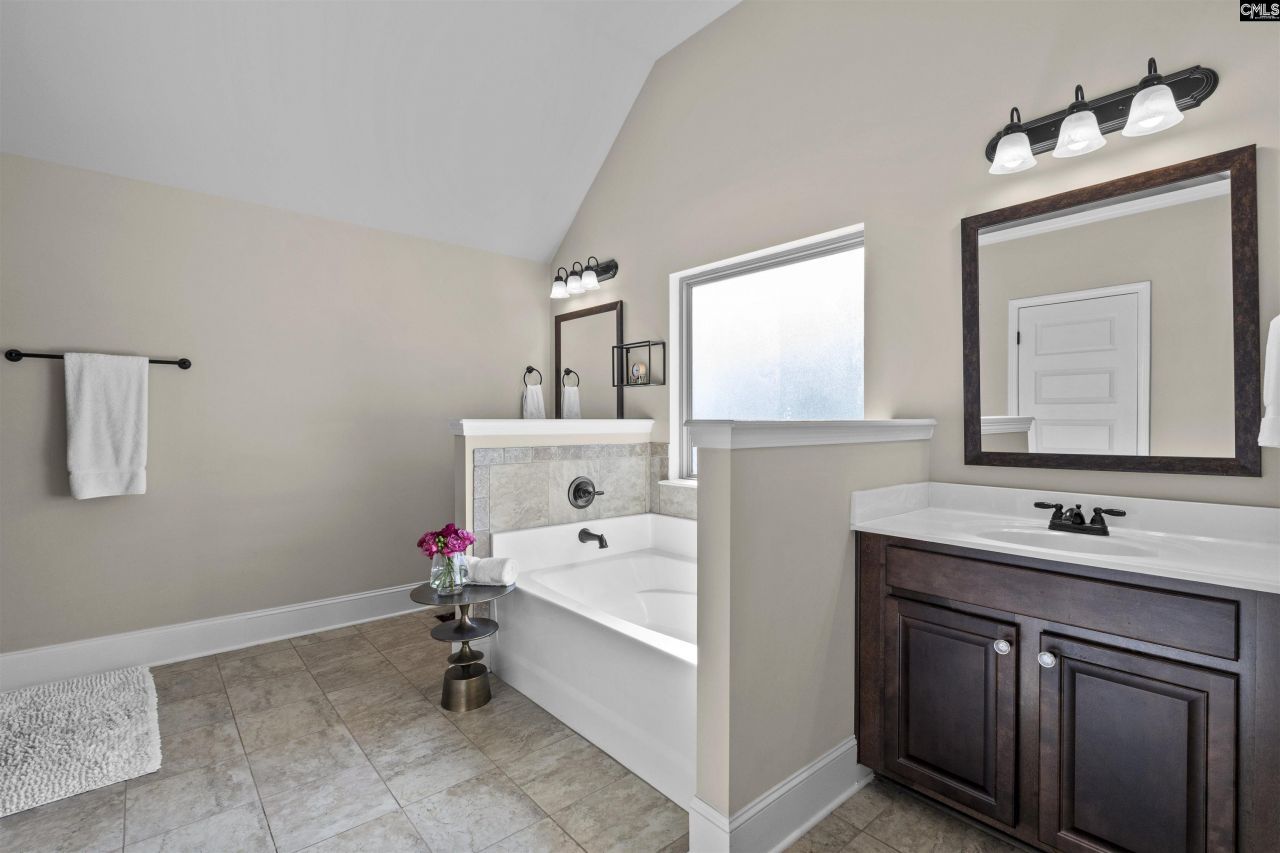 144 Spillway Boulevard  Photo 24