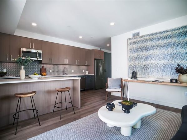 5771 Carlton, Unit 706, Hollywood, CA 90028