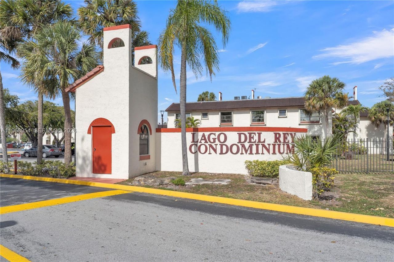 8660 SW 149th Ave, Unit 208, Miami, FL 33193 Photo