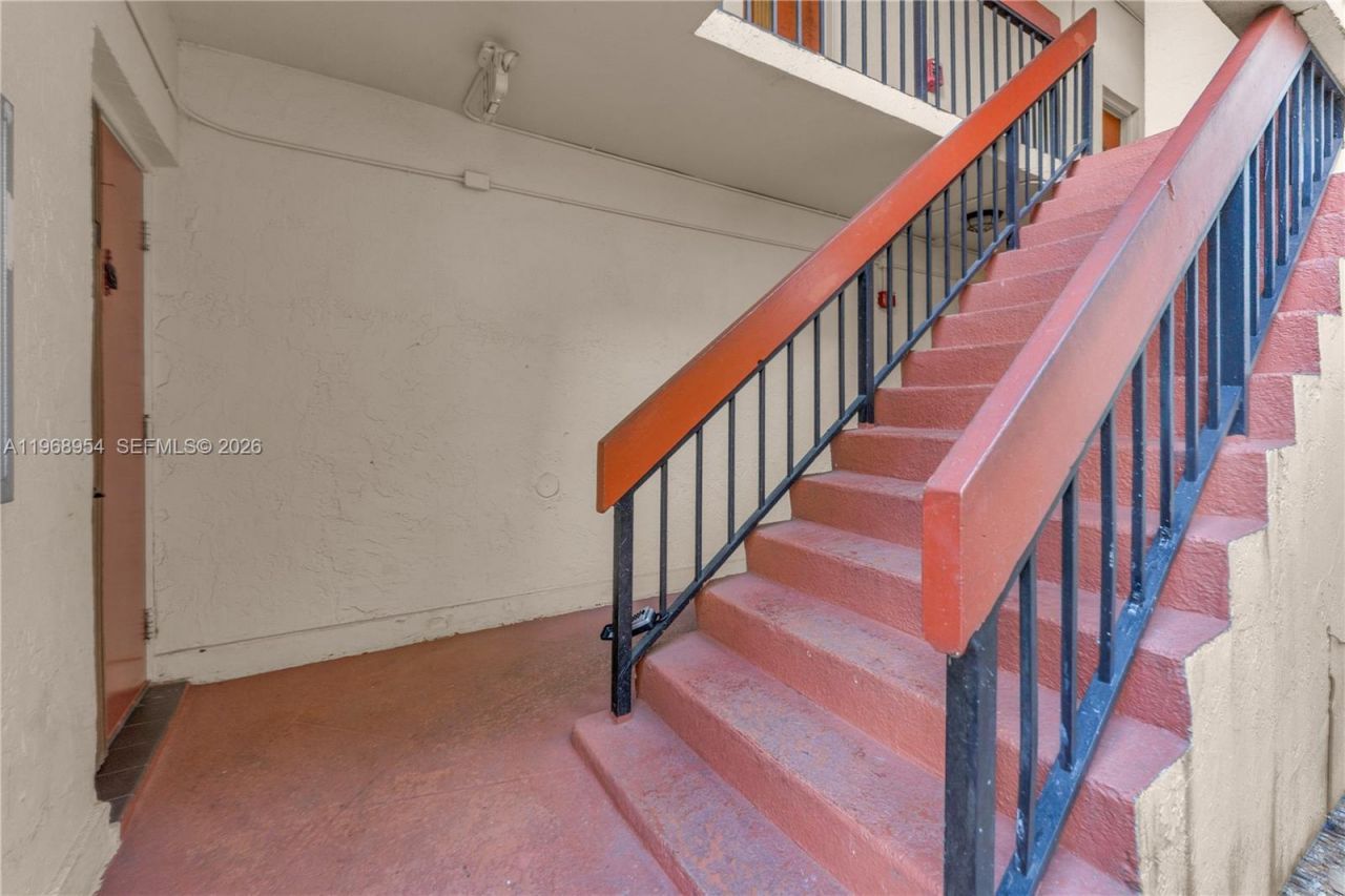 8660 SW 149th Ave, Unit 208, Miami, FL 33193 Photo