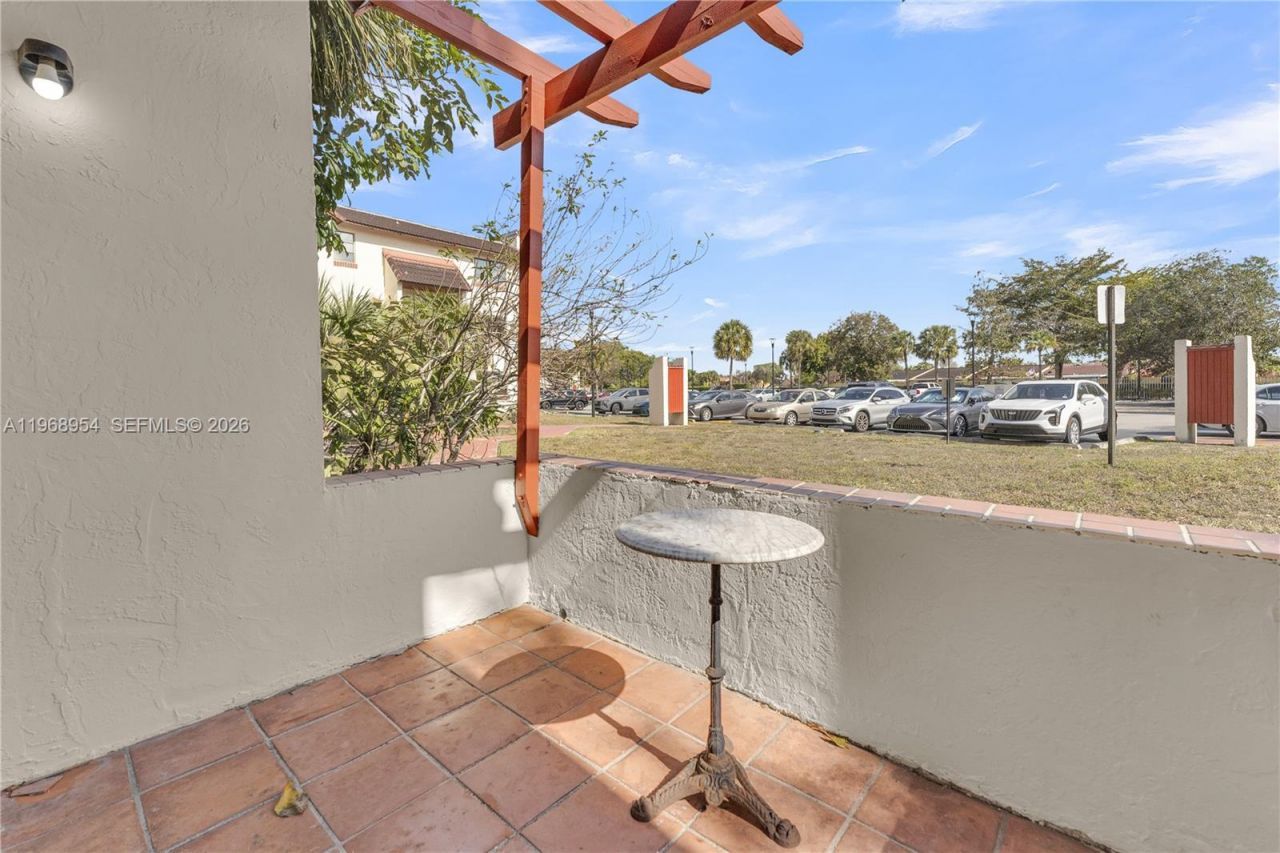 8660 SW 149th Ave, Unit 208, Miami, FL 33193 Photo