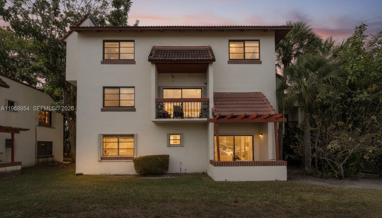 8660 SW 149th Ave, Unit 208, Miami, FL 33193 Photo