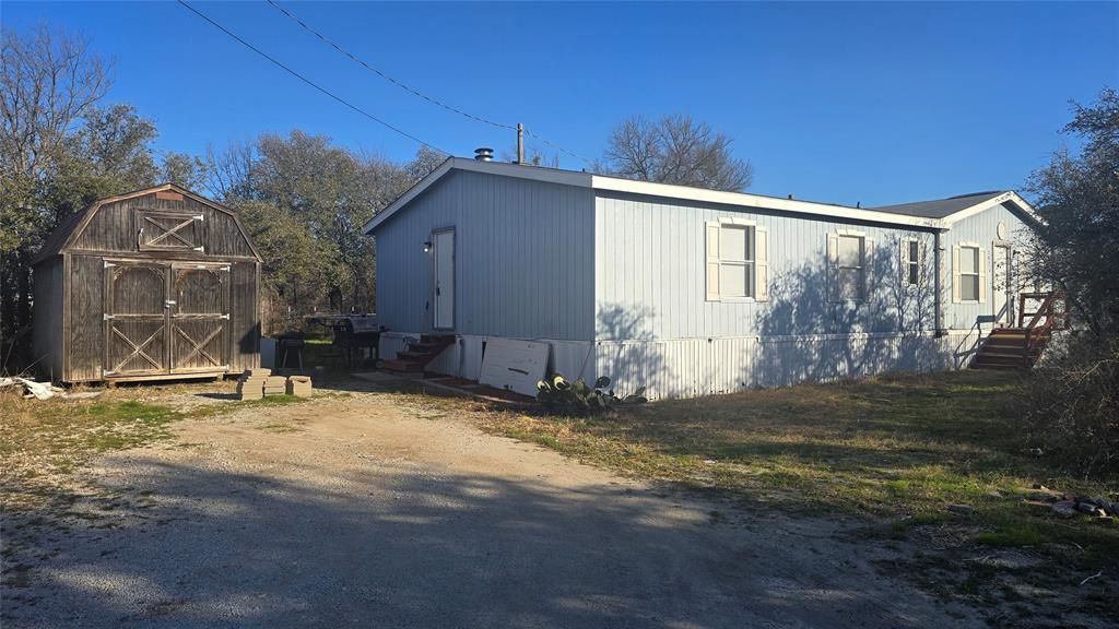 2833 Highland Road, Springtown, TX 76082 Main Photo