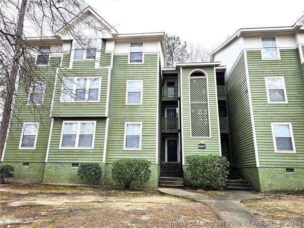 6801 Willowbrook Drive, Unit 2, Fayetteville, NC 28314