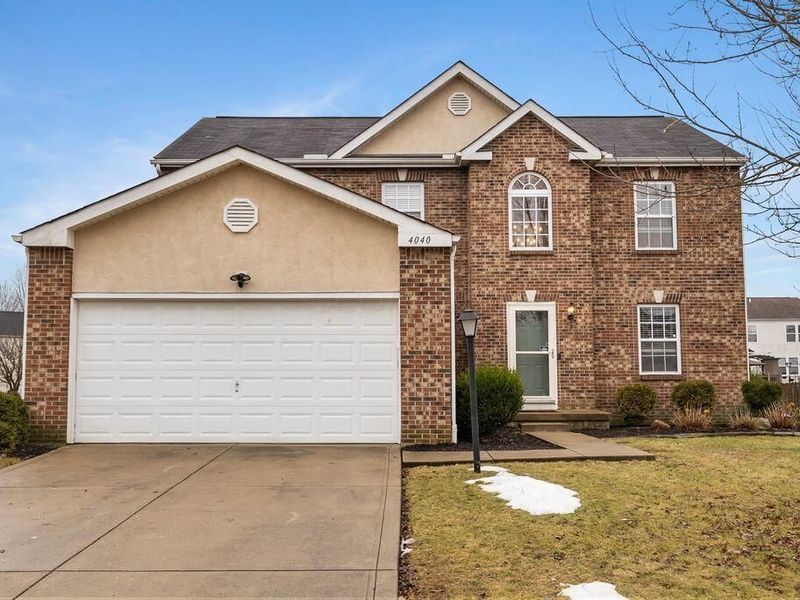 4040 Creekwood Drive, Lewis Center, OH 43035 Photo 1