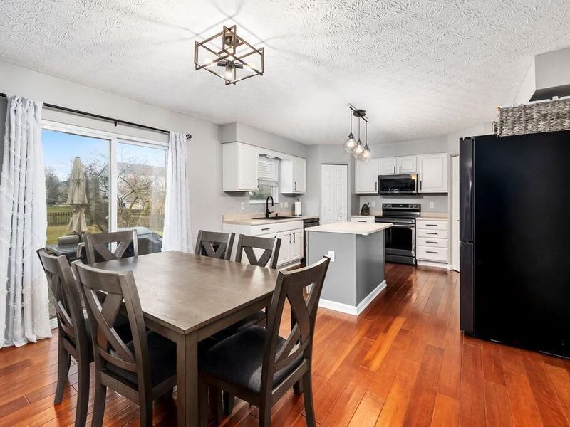 4040 Creekwood Drive, Lewis Center, OH 43035 Photo 11