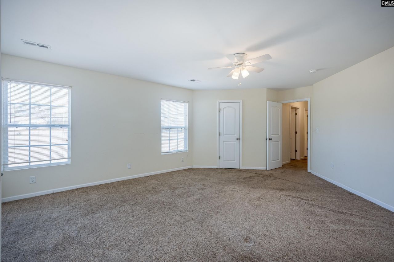 111 Heyblanchwell Lane  Photo 15