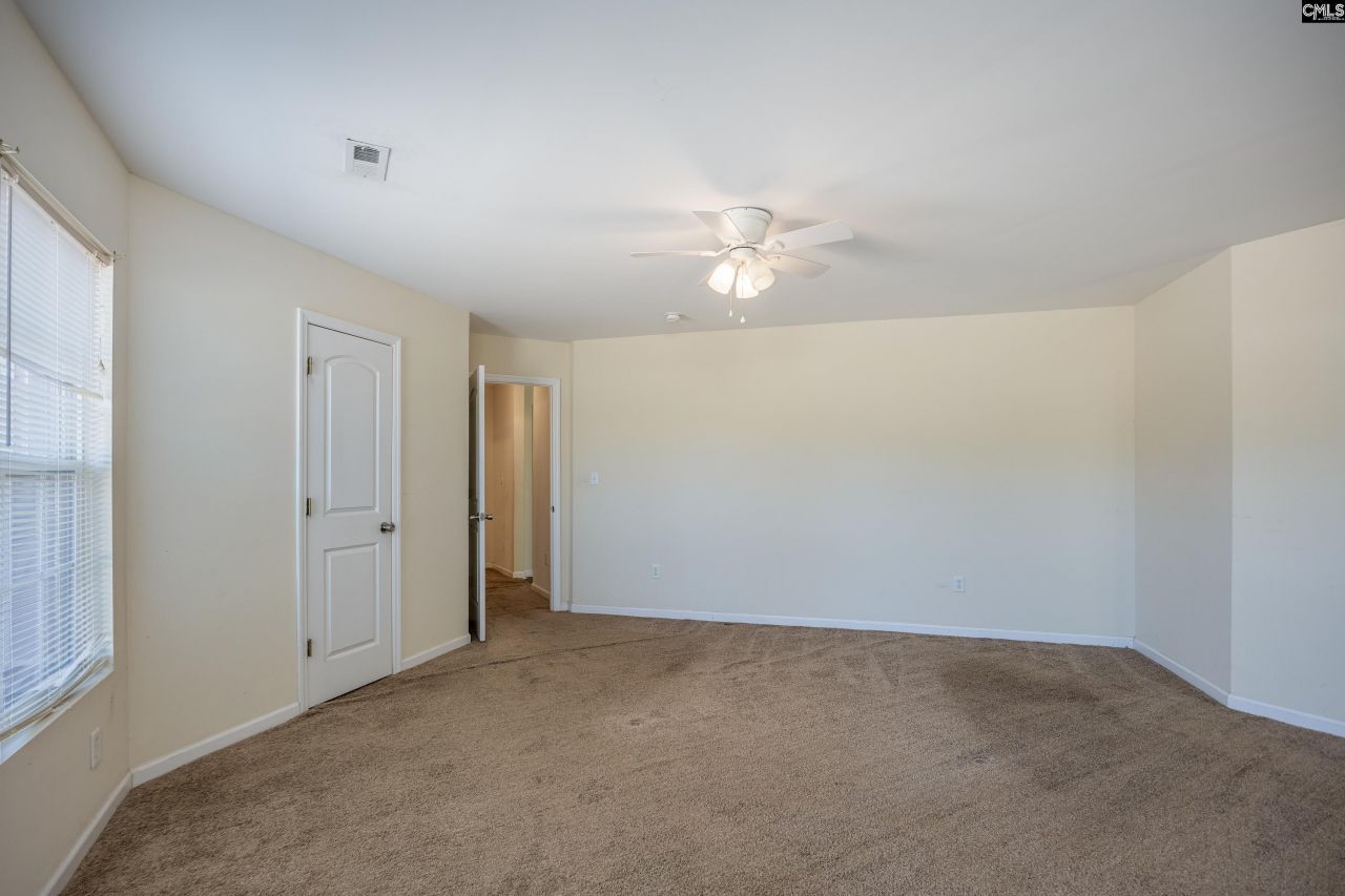 111 Heyblanchwell Lane  Photo 18