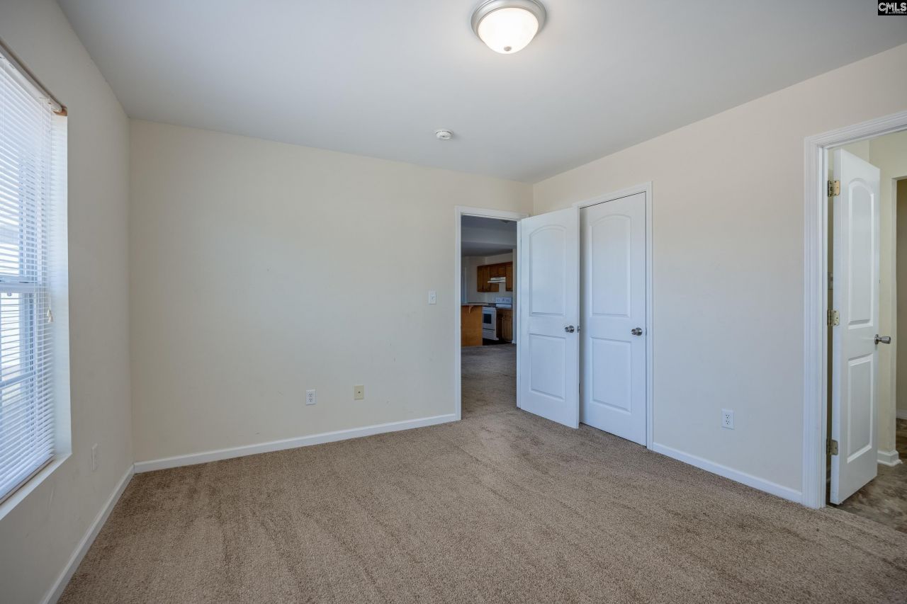 111 Heyblanchwell Lane  Photo 24