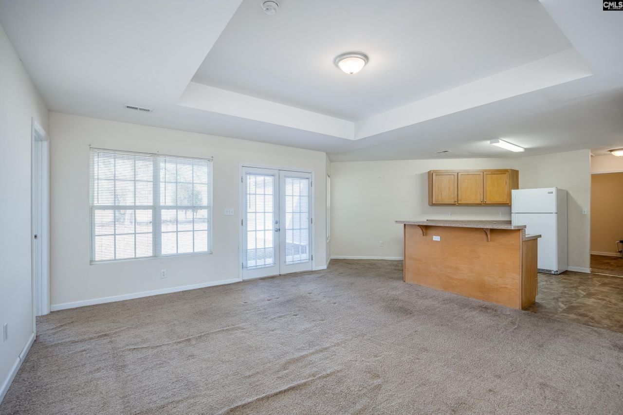 111 Heyblanchwell Lane  Photo 7