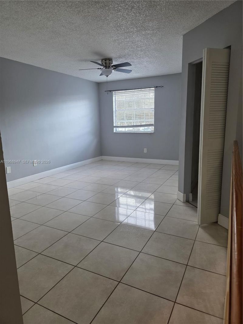 18316 NW 68th Ave, Unit C, Hialeah, FL 33015 Photo