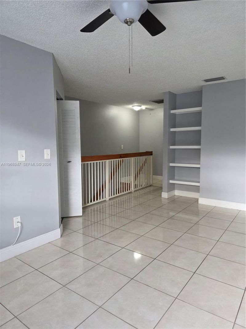 18316 NW 68th Ave, Unit C, Hialeah, FL 33015 Photo