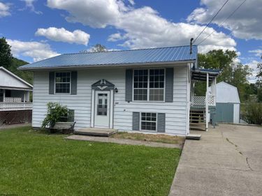 287 Rada Avenue, Weston, WV 26452