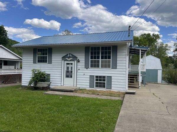 287 Rada Avenue, Weston, WV 26452