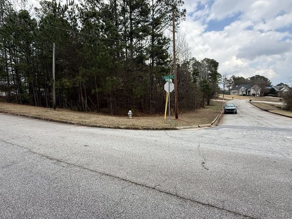 9136 Grampian Court, Winston, GA 30187