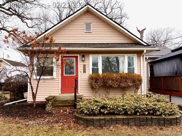 6332 Superior Drive, Green Oak Township, MI 48116 Main Photo