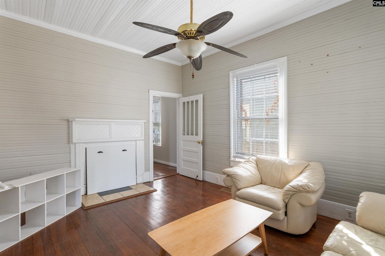 515 Center Street Photo 16