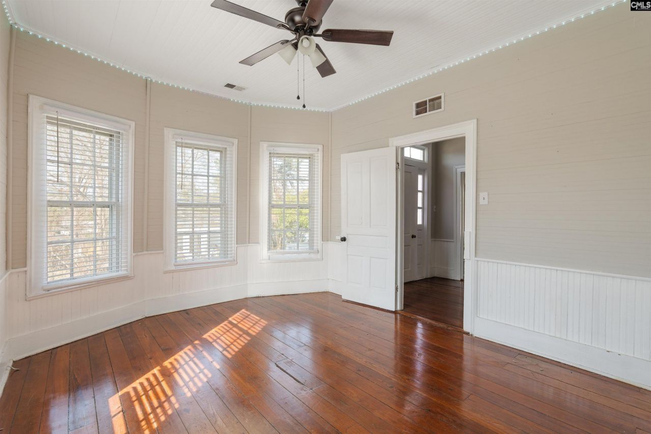 515 Center Street Photo 31