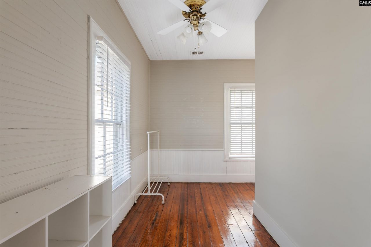 515 Center Street Photo 36