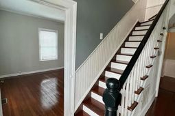 515 Center Street photo 4