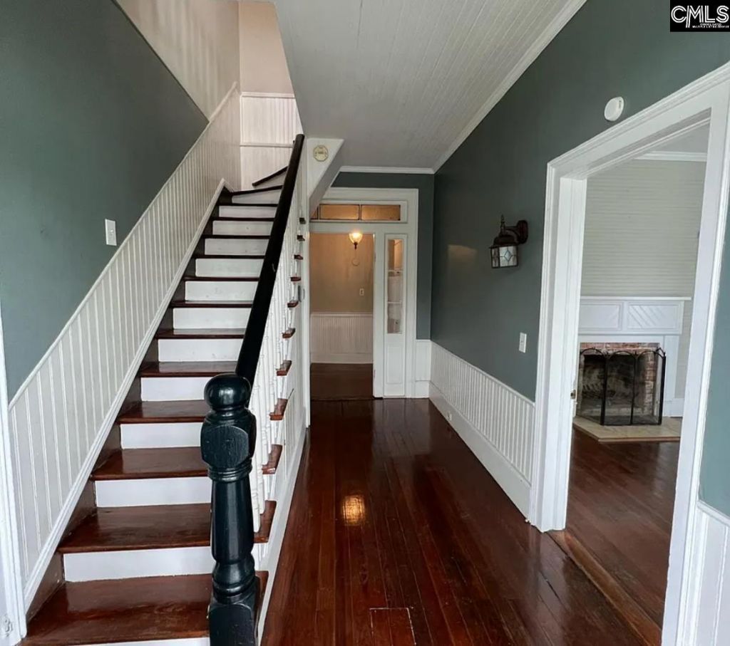 515 Center Street Photo 6