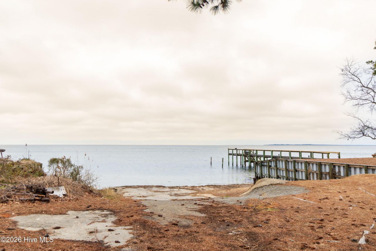 116 Peach Tree Street, Jarvisburg, NC 27947 Main Photo