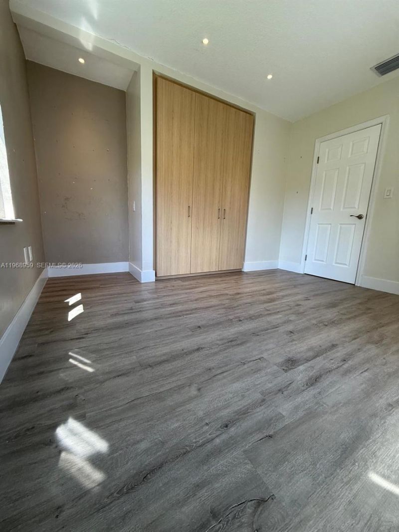 235 NE 46th St , Miami, FL 33137 Photo