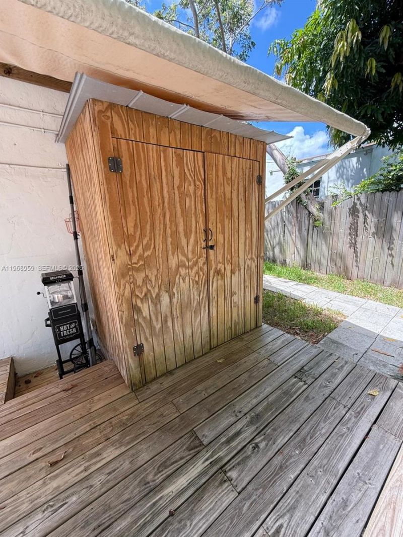 235 NE 46th St , Miami, FL 33137 Photo