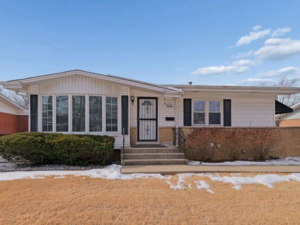 248 N Gay Court, Glenwood, IL 60425