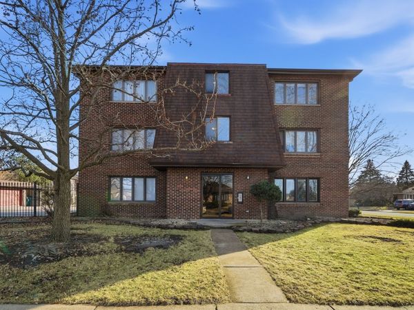 7535 Tiffany Drive, Unit 3B, Orland Park, IL 60462