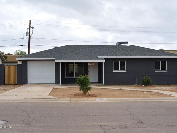 4437 E ALMERIA Road, Phoenix, AZ 85008