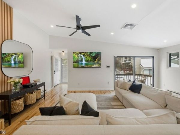 160 Overlook Dr, Union, NJ 08809