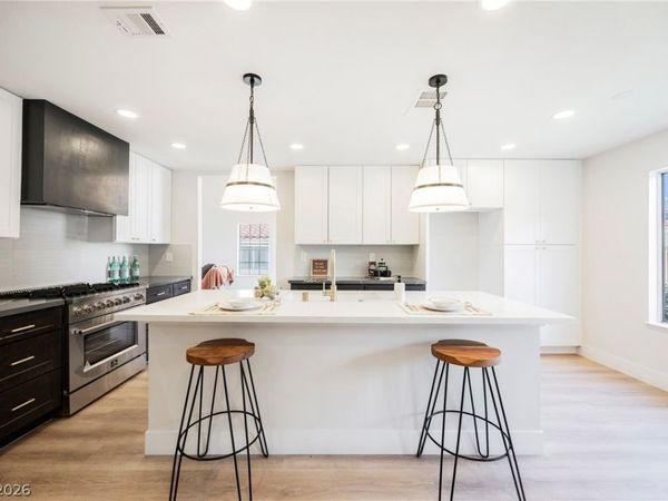 8 Richland Acres Court, Henderson, NV 89074