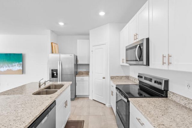 419 Salisbury Circle, Fort Pierce, FL 34982 Photo