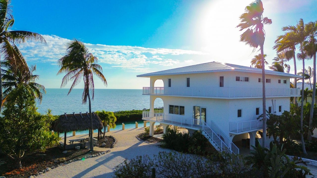 228 W Seaview Circle, Duck, FL 33050 Photo