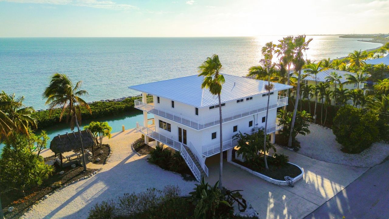 228 W Seaview Circle, Duck, FL 33050 Photo