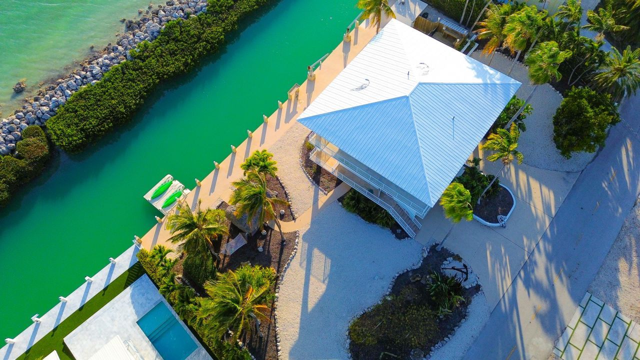 228 W Seaview Circle, Duck, FL 33050 Photo