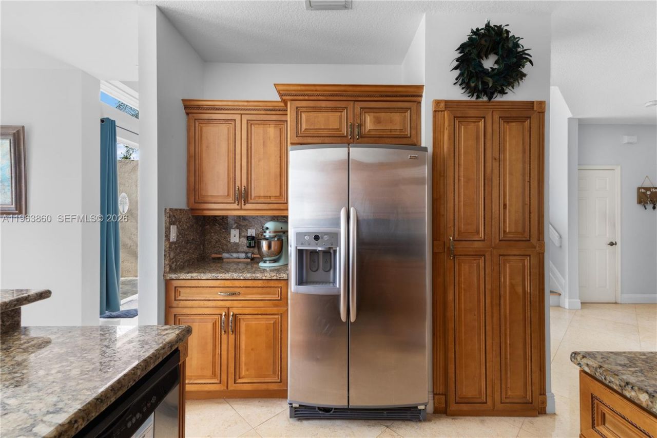 15832 SW 10th St, Pembroke Pines, FL 33027 Photo