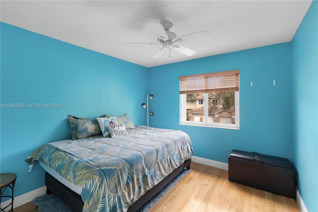 15832 SW 10th St, Pembroke Pines, FL 33027 Photo